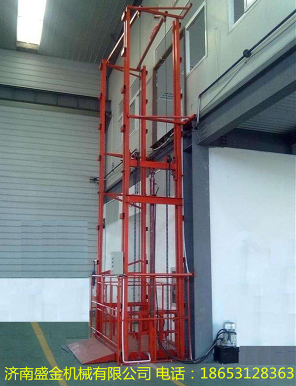 使用防爆導(dǎo)軌式升降機的好處 發(fā)布時間:2017-11-11 16:13:40   來源:濟(jì)南盛金升降平臺機械有限公司    點擊:49 使用防爆導(dǎo)軌升降機的好處       從近幾年的防爆導(dǎo)軌式升降(圖1) \
