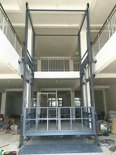  ? 需要升降機生產(chǎn)廠家定制升降平臺時要了解這些參數(shù)！(圖1)